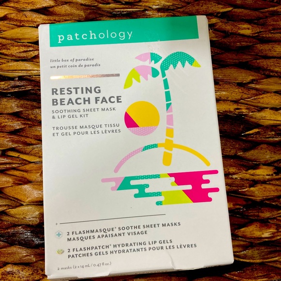 Resting Beach Face Patchology Beauty - Picture 1 of 3